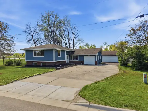 8504 Edison Street Ne, Minneapolis, MN 55449