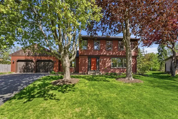 6989 Wyndham Alcove, Saint Paul, MN 55125