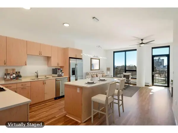 1240 2nd Street S #325, Minneapolis, MN 55415