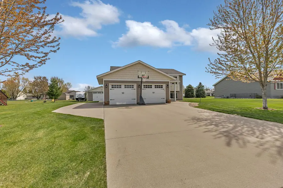 561 7th Street Nw, Richmond, MN 56368 - #3