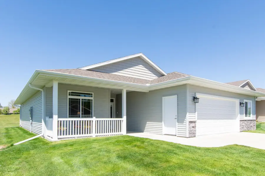 1552 Eagle Ridge Street Ne, Owatonna, MN 55060 - #2