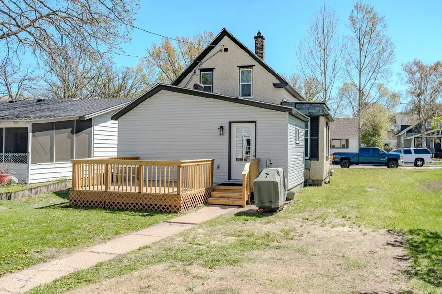 704 3rd Street Se, Little Falls, MN 56345 - #2