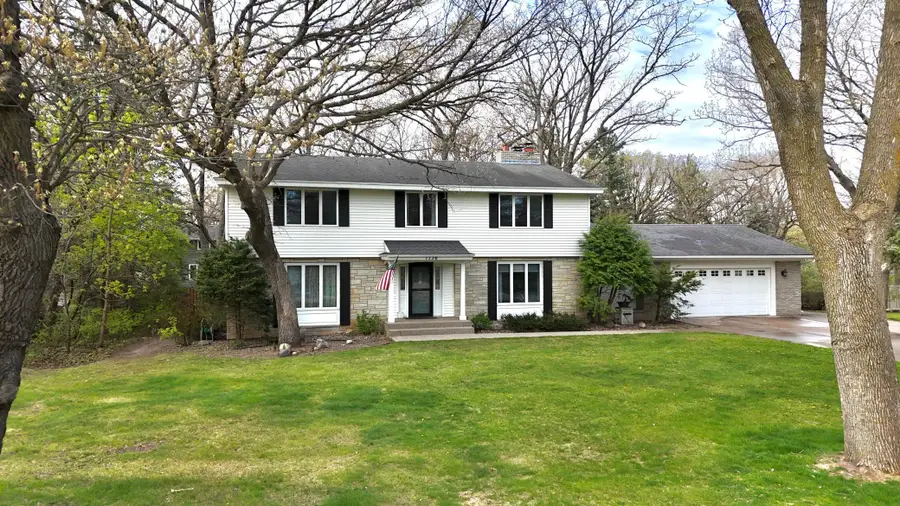 1736 Woodland Road, Saint Cloud, MN 56304 - #2