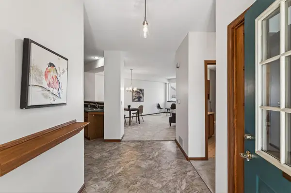 2162 Water Lilly Lane #1002, Eagan, MN 55122