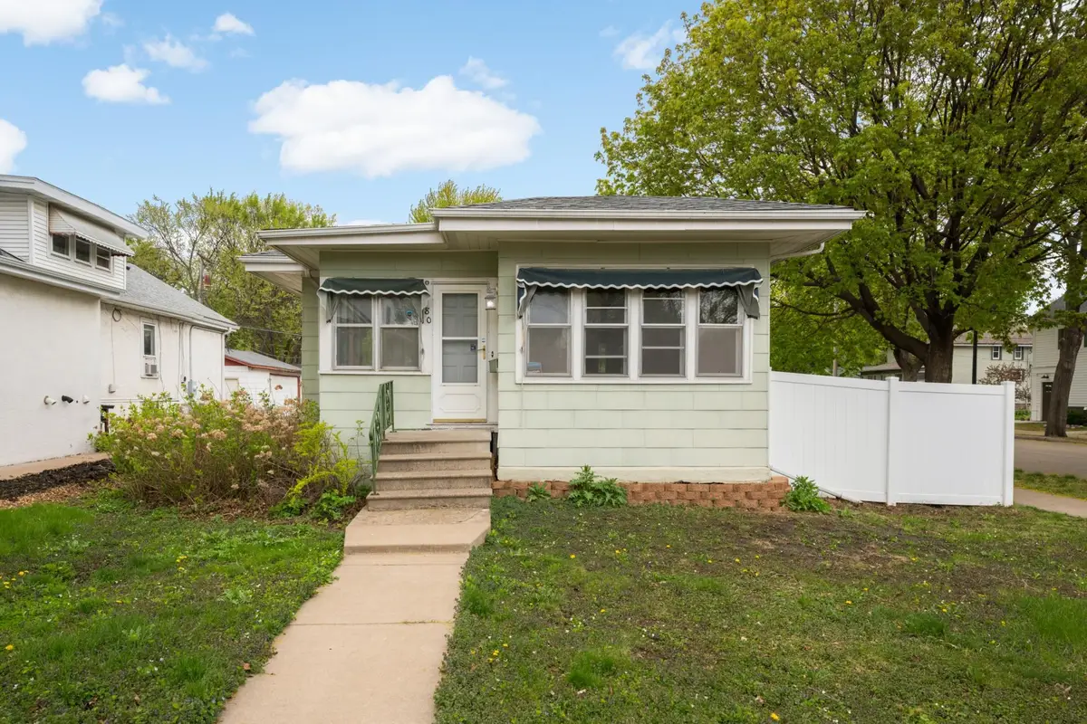 880 21st Avenue Se, Minneapolis, MN 55414 - #1