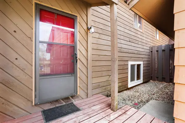 5457 4th Street Ne, Minneapolis, MN 55421