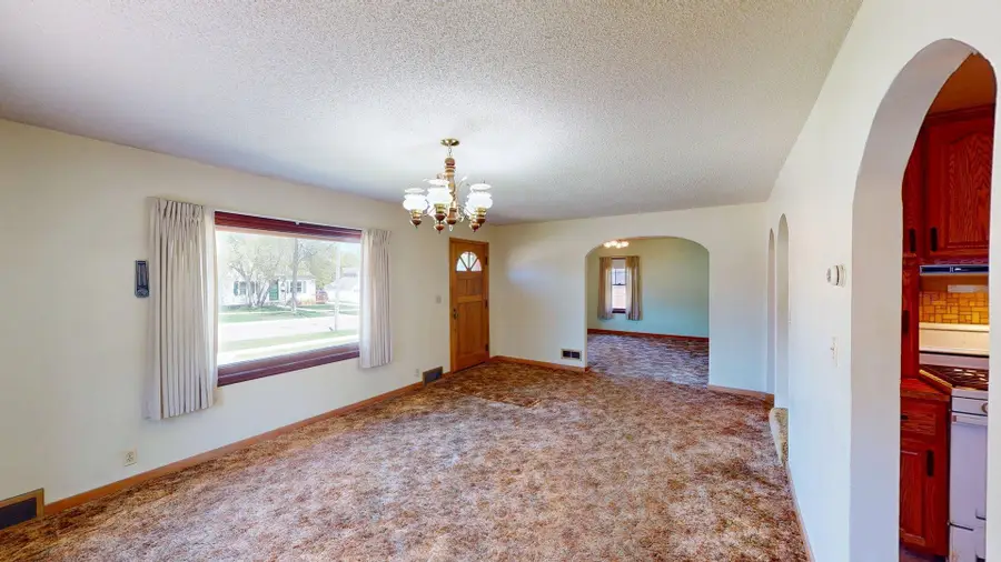 406 Giles Place, Albert Lea, MN 56007 - #3