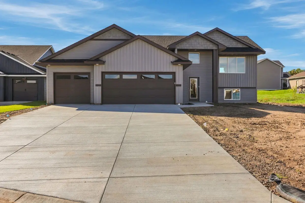 2883 29th Street Ne, Sauk Rapids, MN 56379 - #1