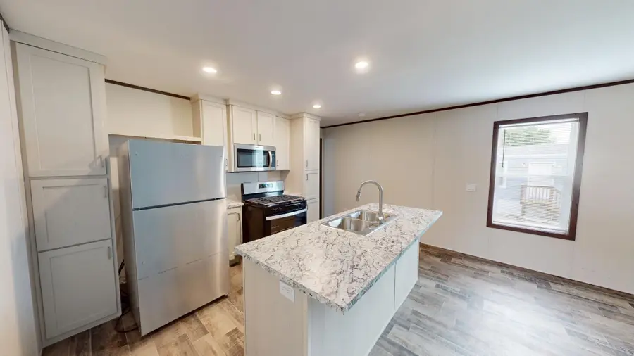 2302 Milton Avenue #Lot 28, Albert Lea, MN 56007 - #2