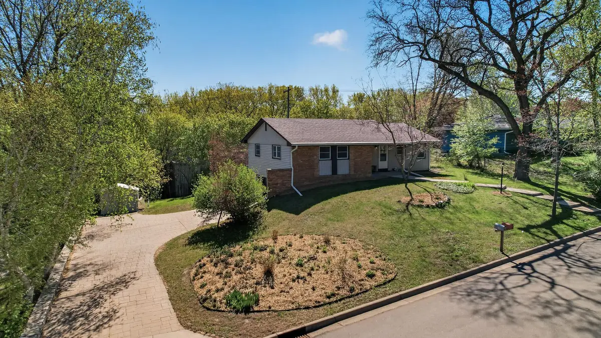 2580 Winfield Avenue, Minneapolis, MN 55422 - #1