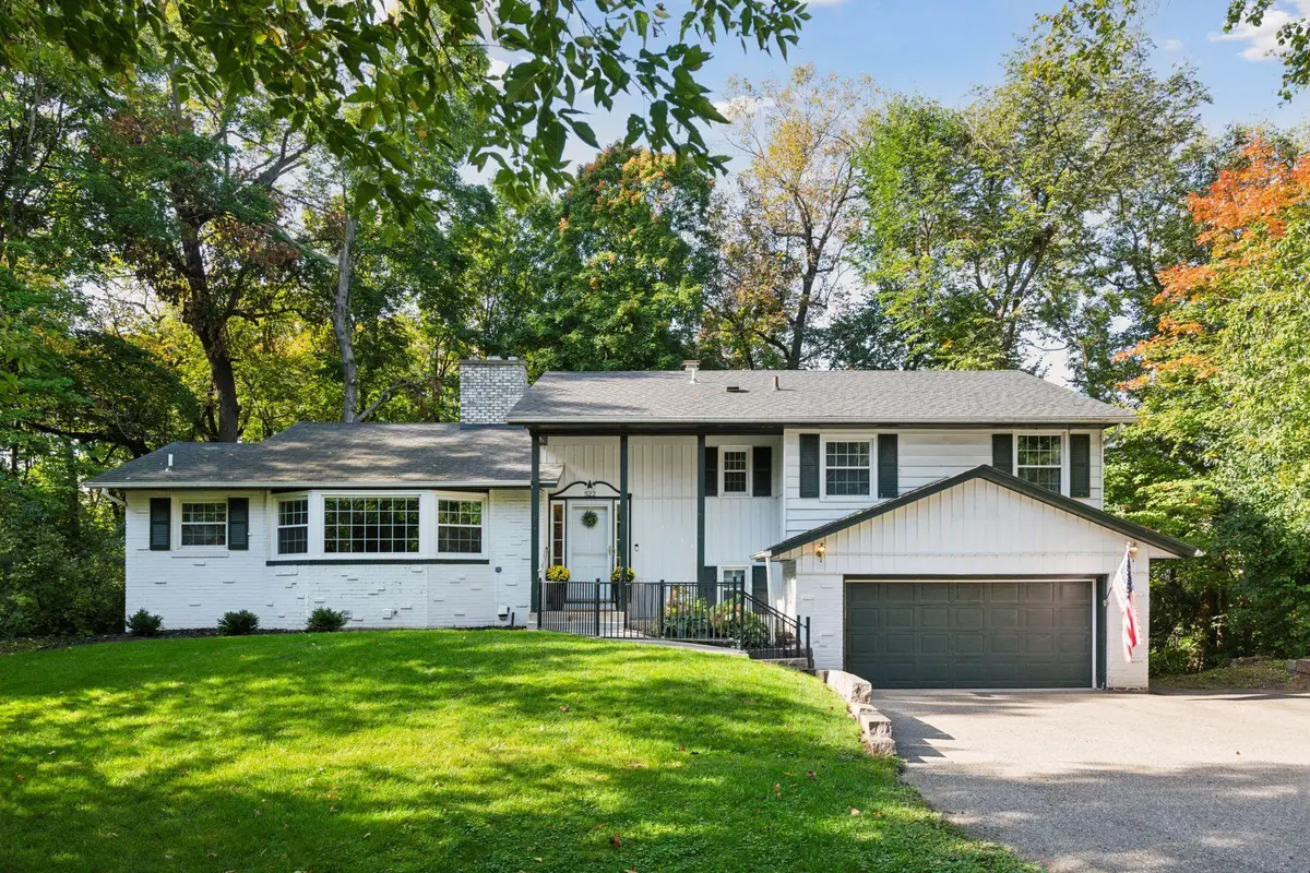 522 Shadyway Road, Wayzata, MN 55391 - #1
