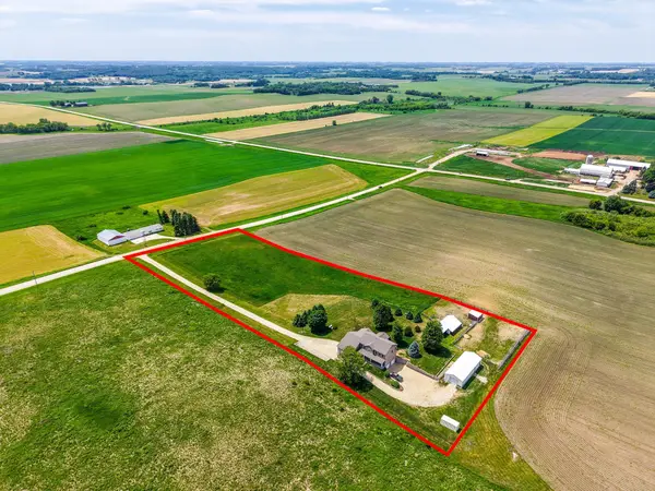 8229 10th Street Sw, Byron, MN 55920