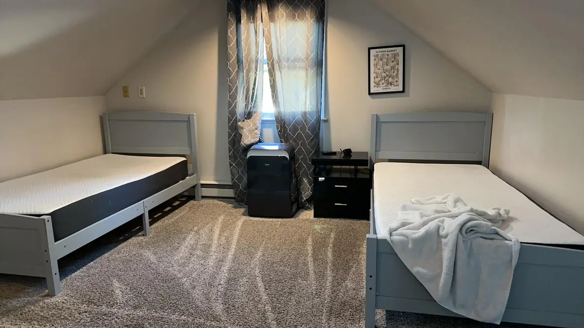 1273 Juno Avenue, Saint Paul, MN 55116 - #1
