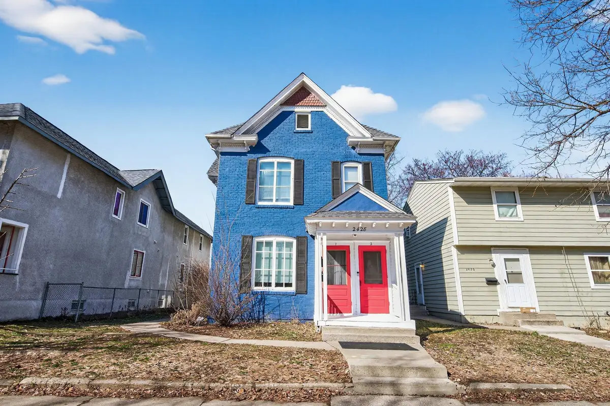 2428 11th Avenue S, Minneapolis, MN 55404 - #1