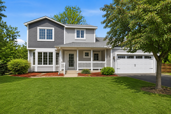 16491 Hutchinson Drive, Lakeville, MN 55044