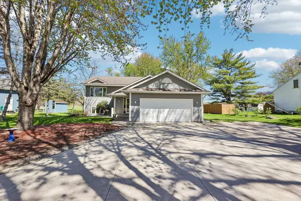 516 W River Road, Delano, MN 55328