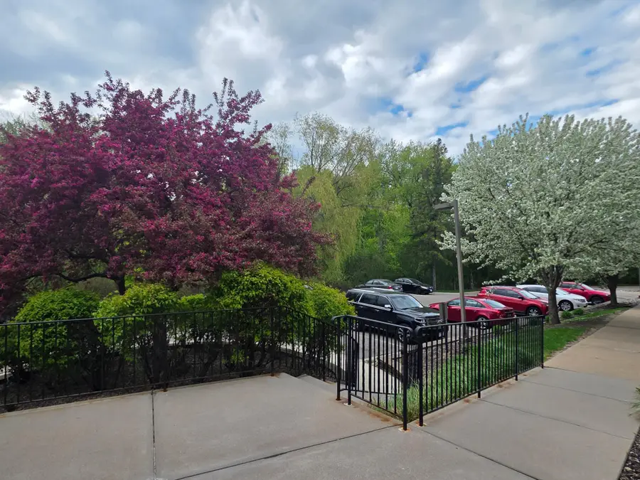 35 Nathan Lane N #325, Minneapolis, MN 55441 - #2