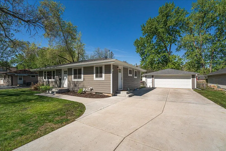10016 Pillsbury Avenue S, Minneapolis, MN 55420 - #2
