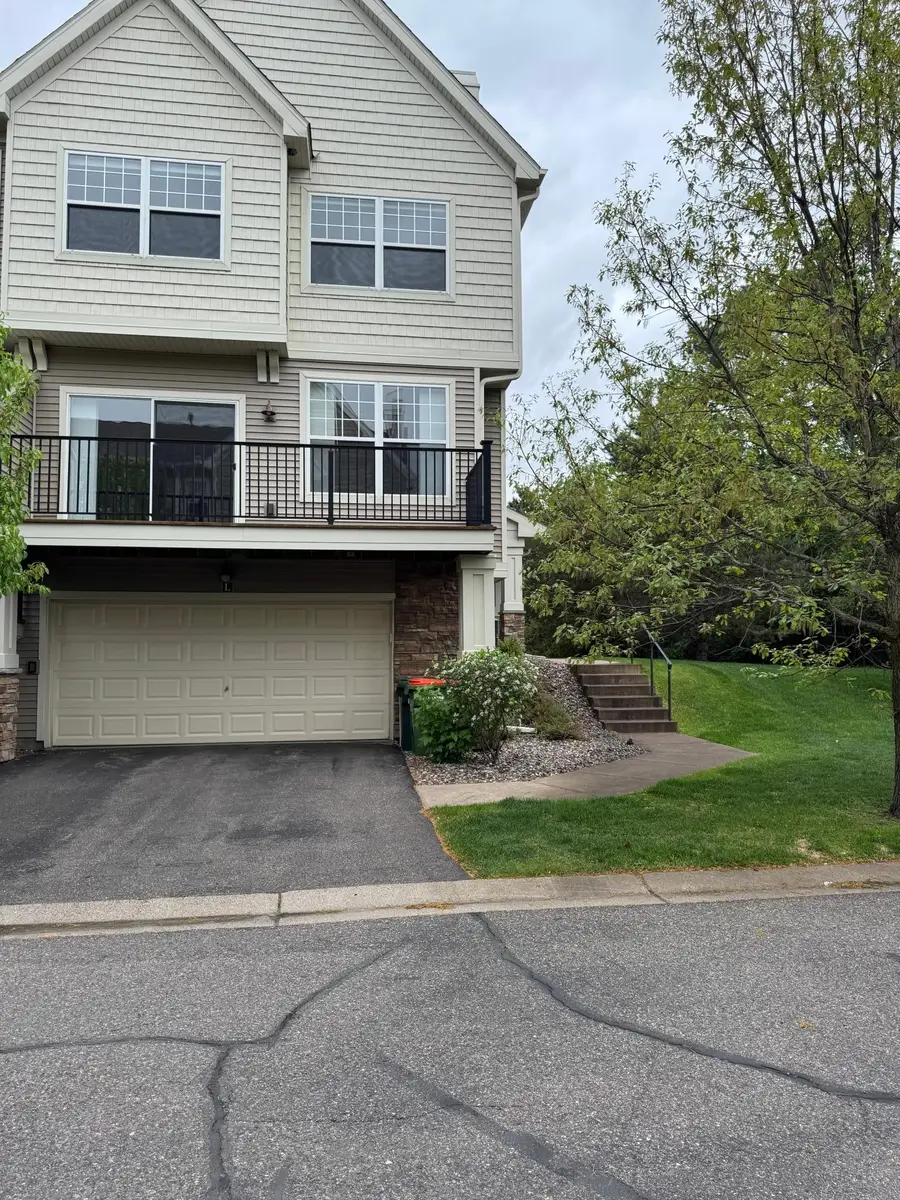 2429 121st Circle Ne #L, Blaine, MN 55449 - #3