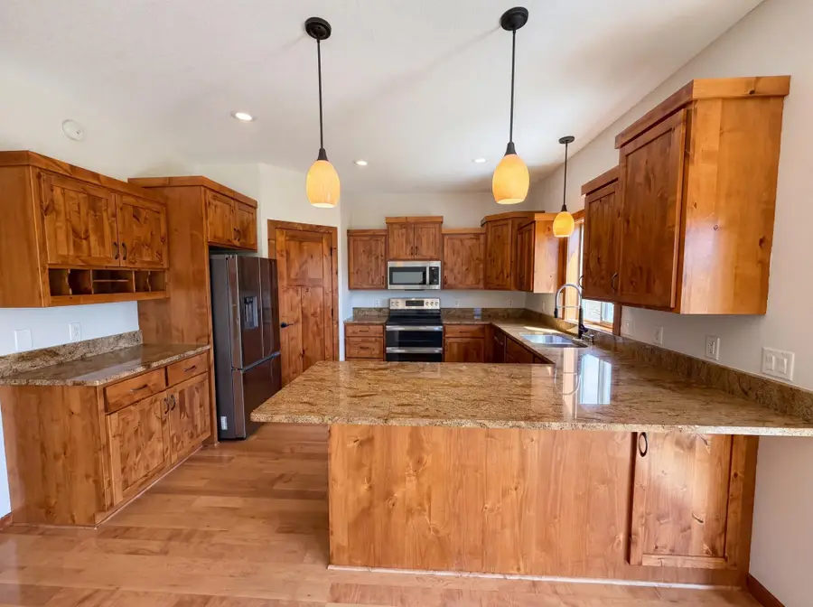 3072 Nottingham Road S, Saint Cloud, MN 56301 - #2