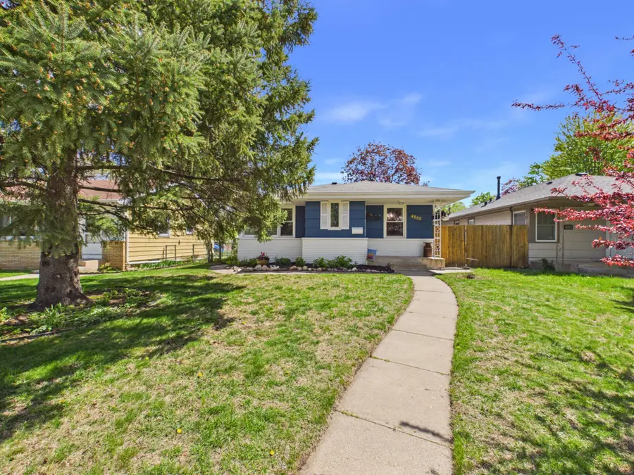 4250 Welcome Avenue N, Minneapolis, MN 55422 - #3