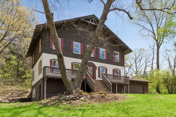 1323 Strawberry Hill Road S, Afton, MN 55001
