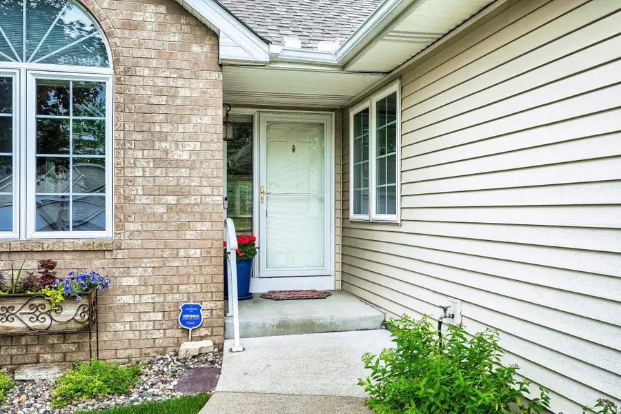 6512 Chadwick Court, Savage, MN 55378 - #3
