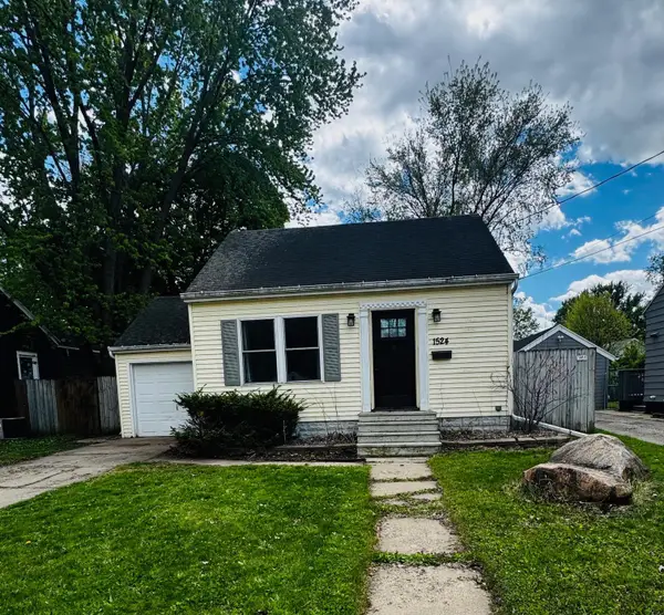 1524 4th Street Ne, Rochester, MN 55906