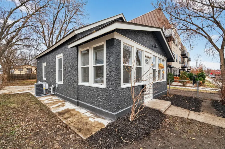 419 Fillmore Street Ne, Minneapolis, MN 55413 - #2