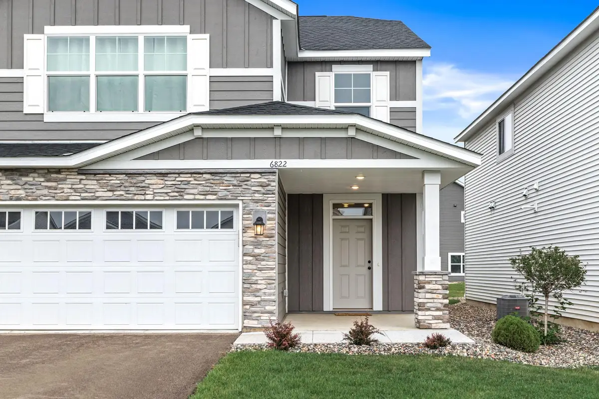 6822 102nd Street S, Cottage Grove, MN 55016 - #1