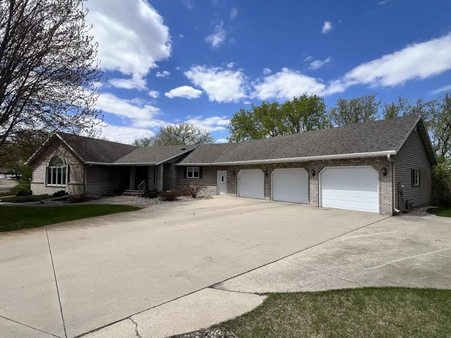 1500 Mc Auliffe Place Nw, Alexandria, MN 56308 - #2