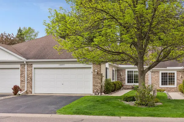10953 Lexington Drive, Eden Prairie, MN 55344