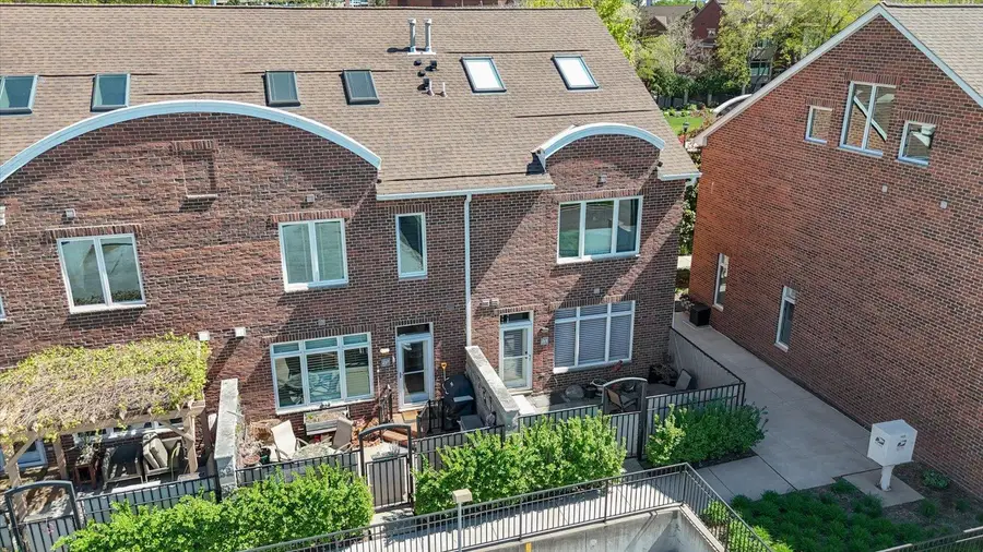 217 Bank Street Se, Minneapolis, MN 55414 - #2