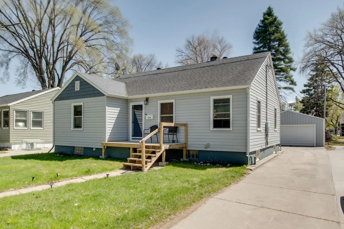 1630 6th Avenue S, Fargo, ND 58103 - #1