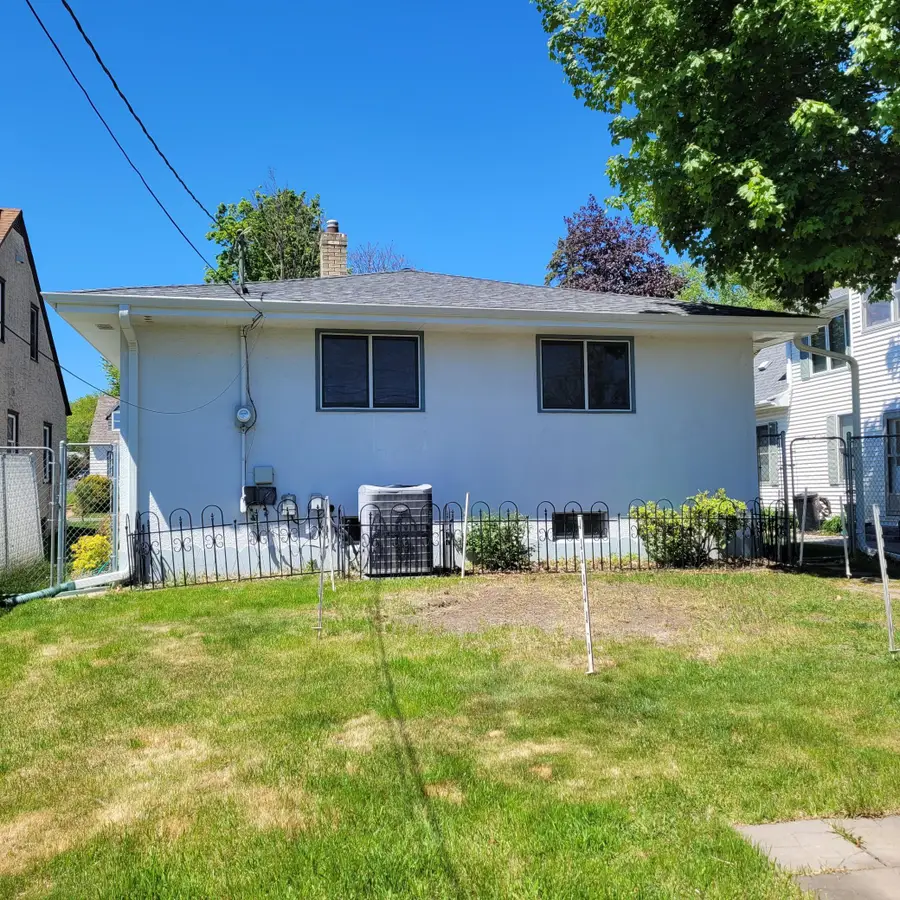 704 16th Avenue N, South Saint Paul, MN 55075 - #2
