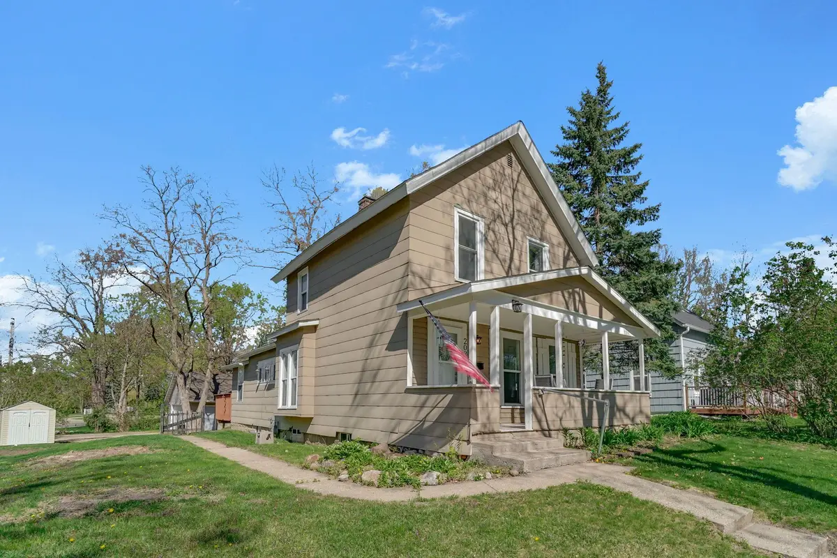 203 2nd Avenue Nw, Buffalo, MN 55313 - #1