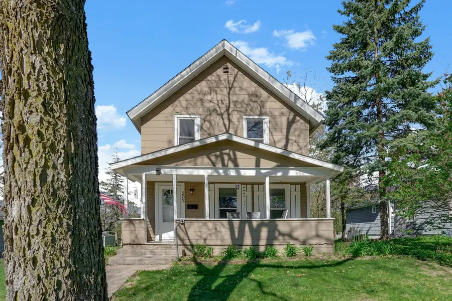 203 2nd Avenue Nw, Buffalo, MN 55313 - #3
