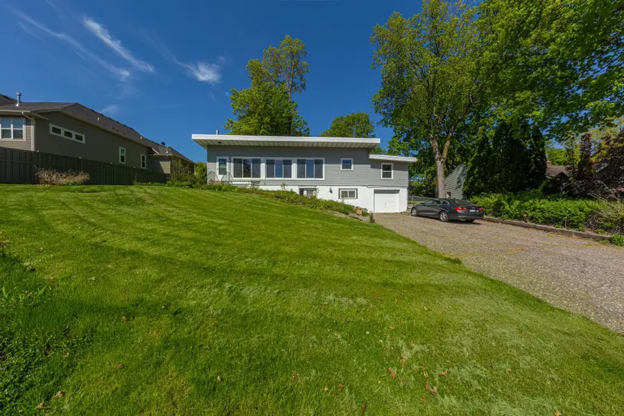 223 Central Avenue N, Wayzata, MN 55391 - #2