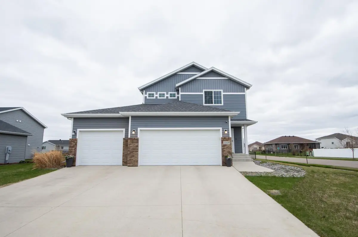 2009 42nd Street S, Moorhead, MN 56560 - #1