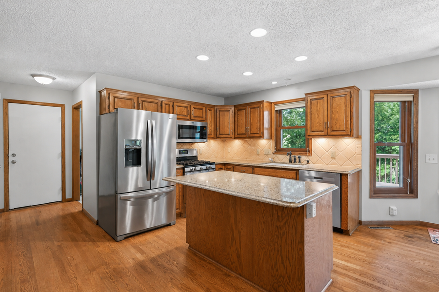 17664 Kettering Trail, Lakeville, MN 55044 - #2