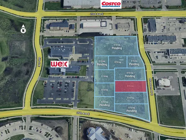2463 Alexander Way E, West Fargo, ND 58078