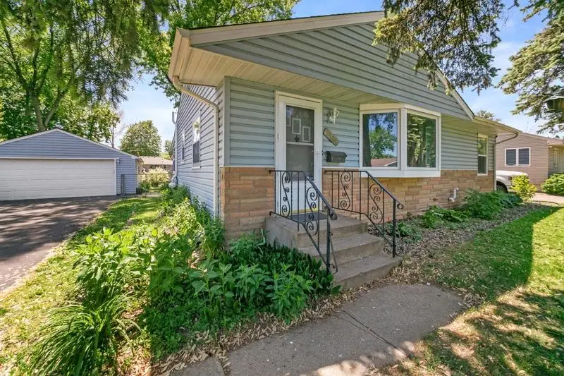 3922 73rd Street E, Inver Grove Heights, MN 55076 - #1