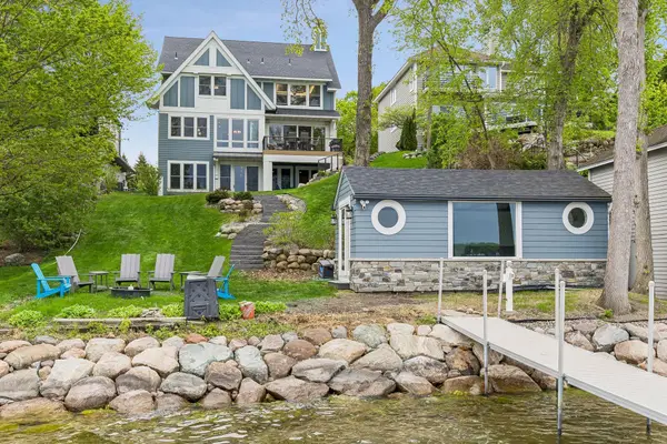 2665 Casco Point Road, Wayzata, MN 55391