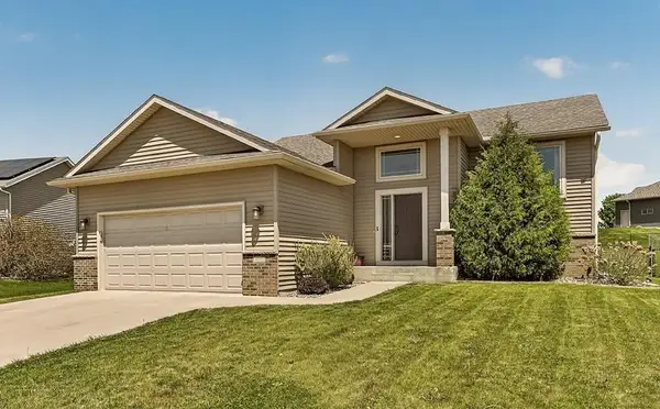 4553 Arctic Fox Road Nw, Rochester, MN 55901