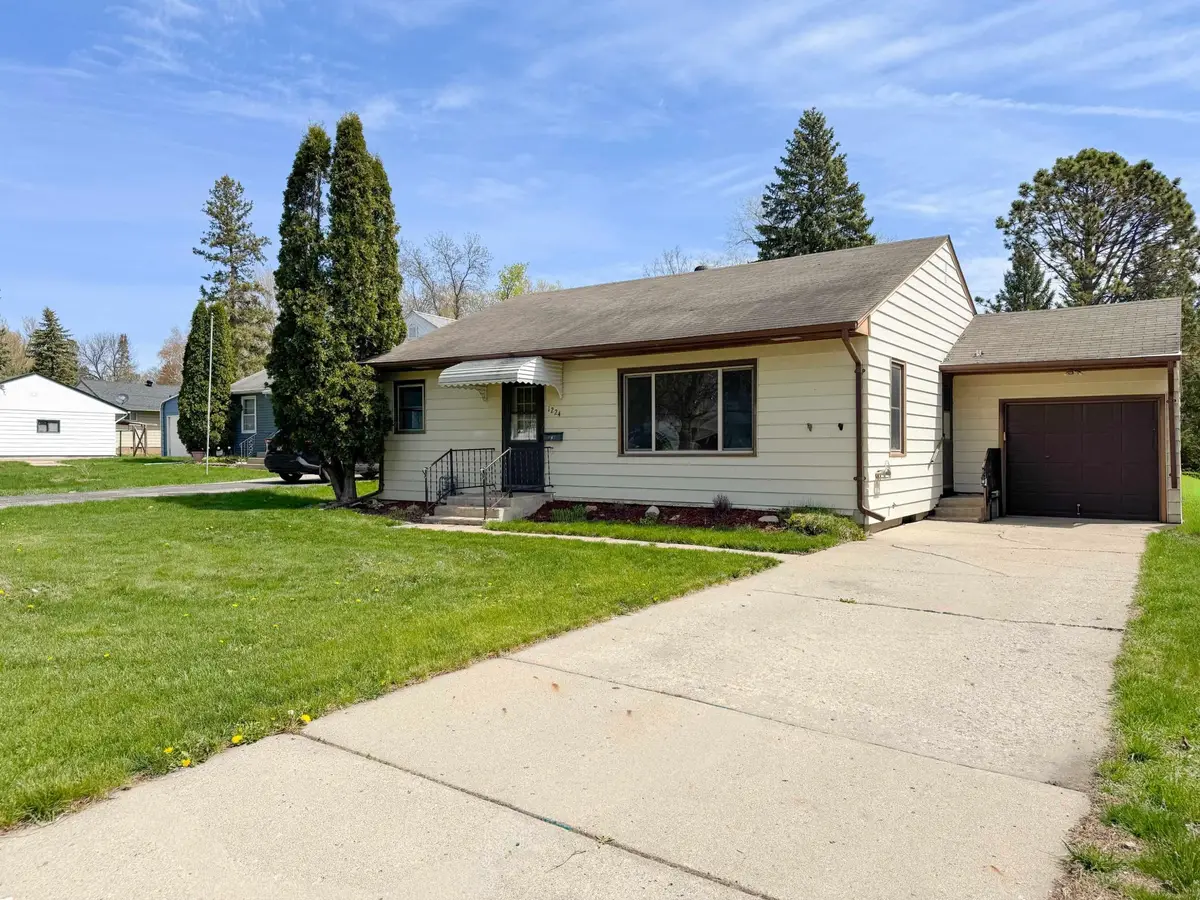 1224 Lake Street, Fergus Falls, MN 56537 - #1