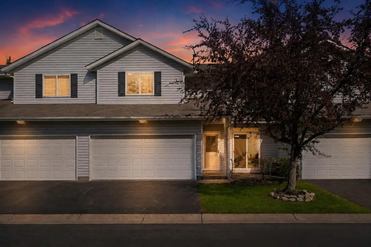634 Roundhouse Street, Shakopee, MN 55379 - #1