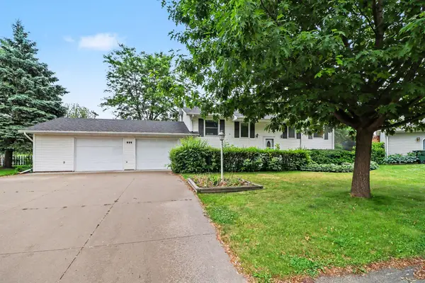 236 Strese Lane, Saint Paul, MN 55124