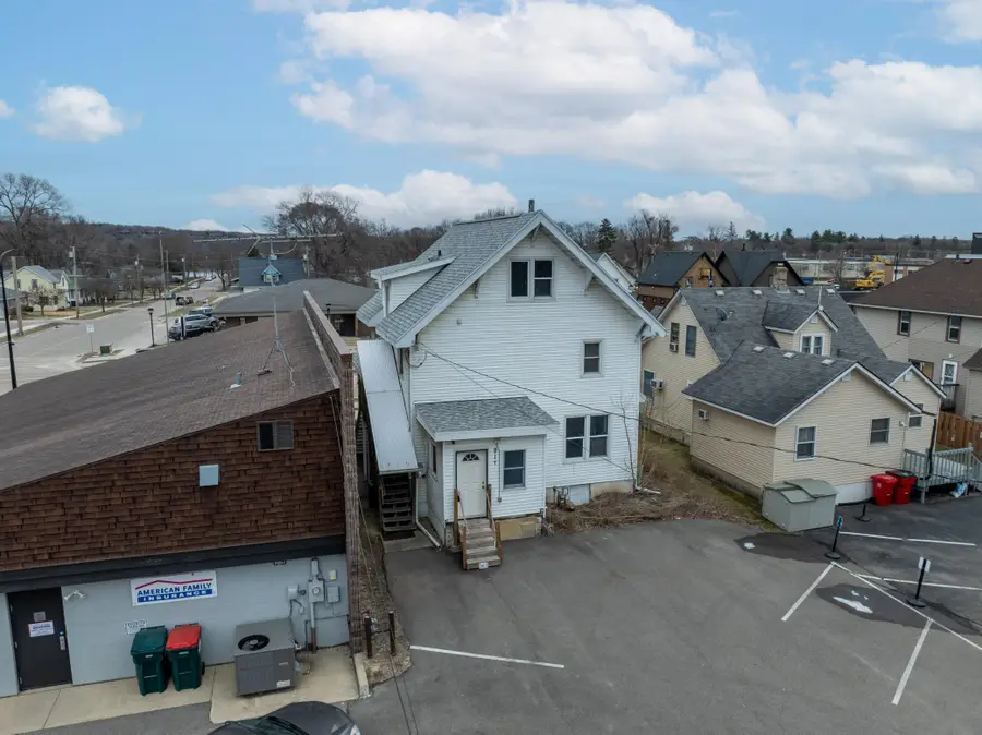 917 Broadway Avenue N, Rochester, MN 55906 - #3