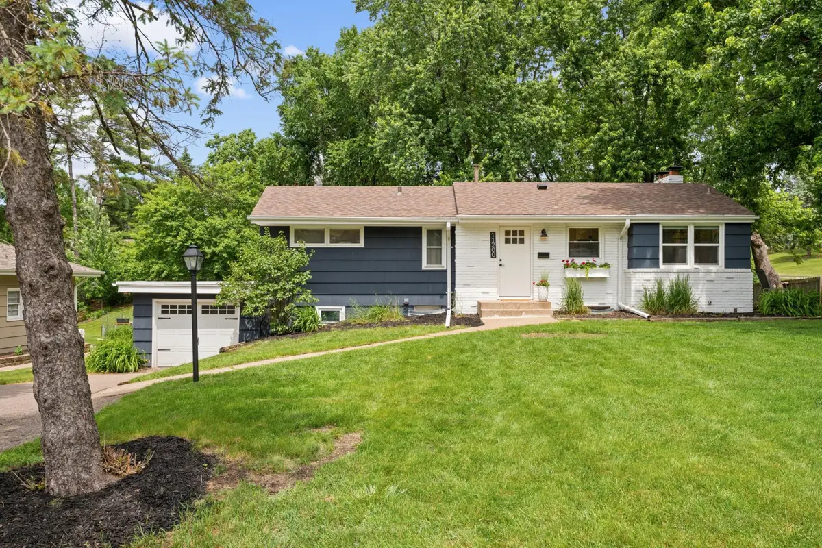 11200 Oakvale Road N, Minnetonka, MN 55305 - #1