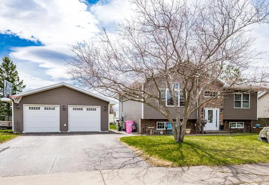 412 Agate Street, Cloquet, MN 55720 - #3